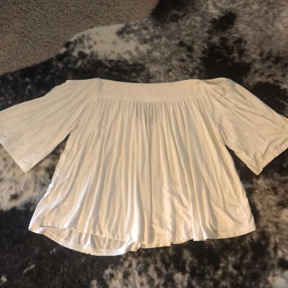 American Eagle off the shoulder top